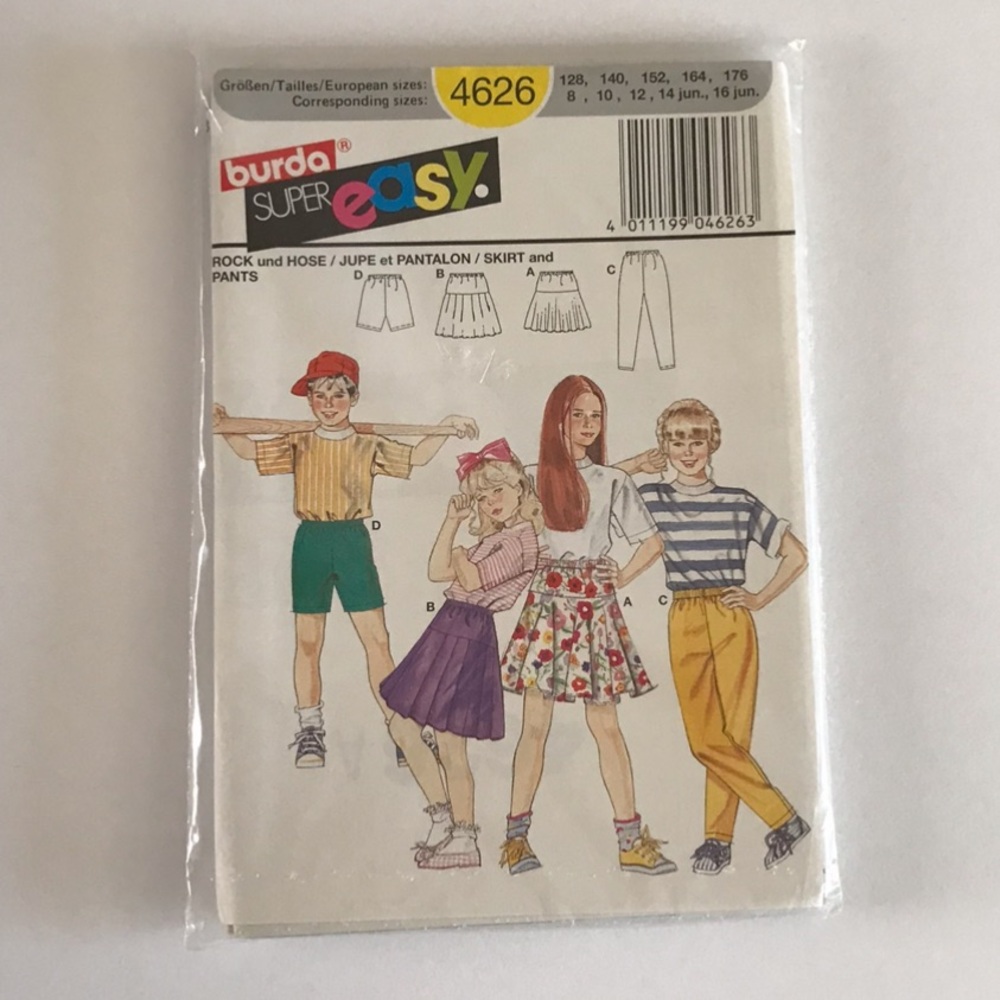 🧵3for12🧵 VTG Burda Pattern 4626 Child’s Shorts Skirt Pants